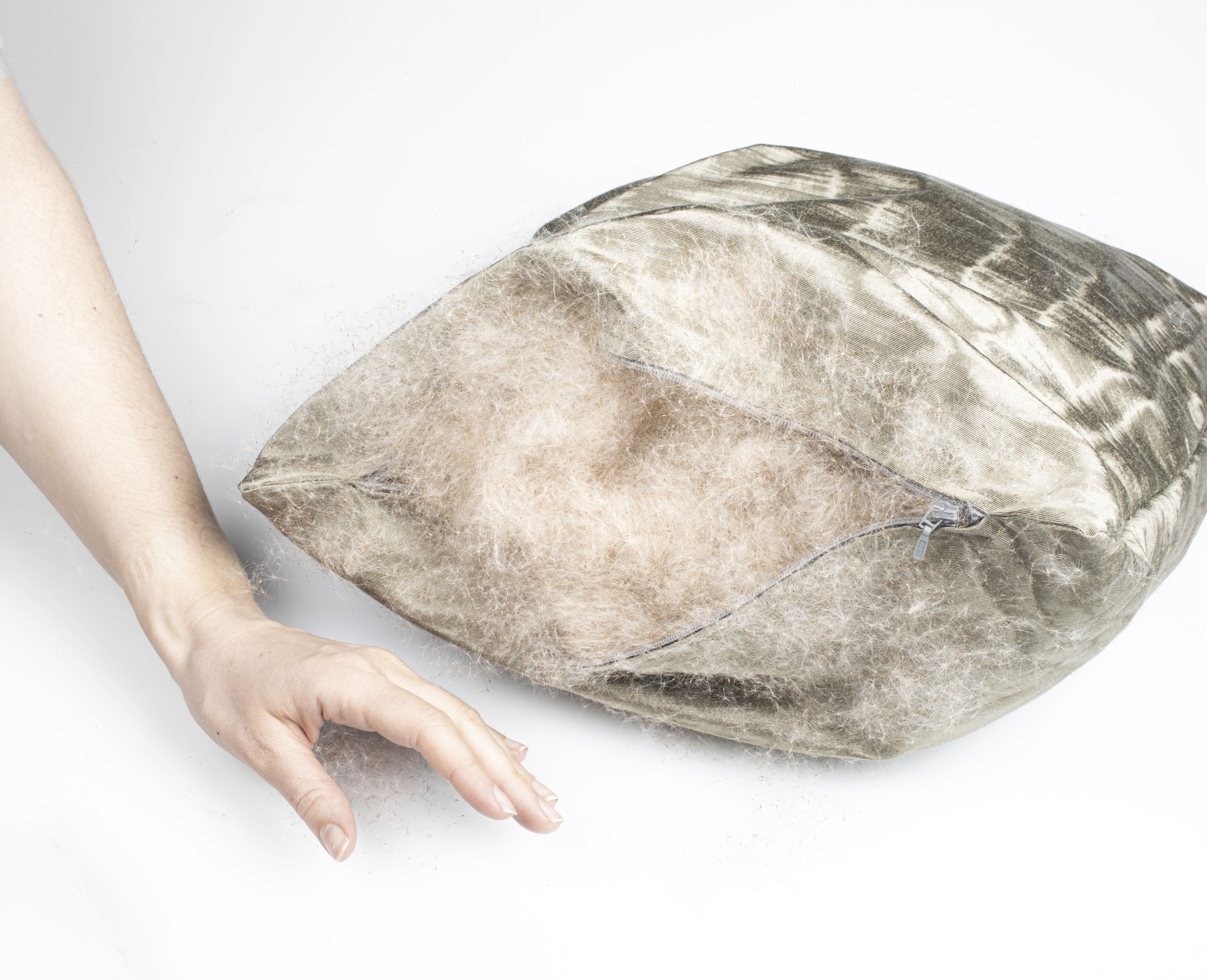 Osmankäämihöytyvää tyynyn sisällä