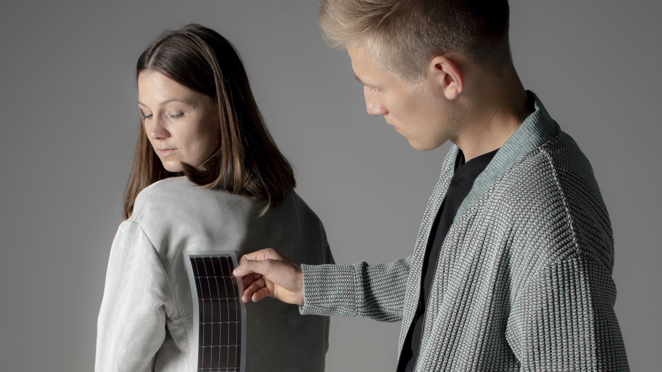 people withs unpowered clothing